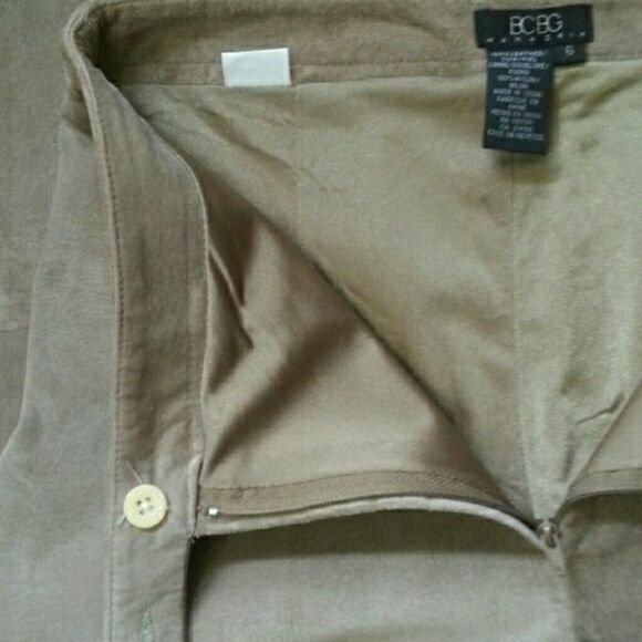 Genuine Suede Straight Leg Trouser BCBG MaxAzria Sz. 6 - Picture 2 of 8